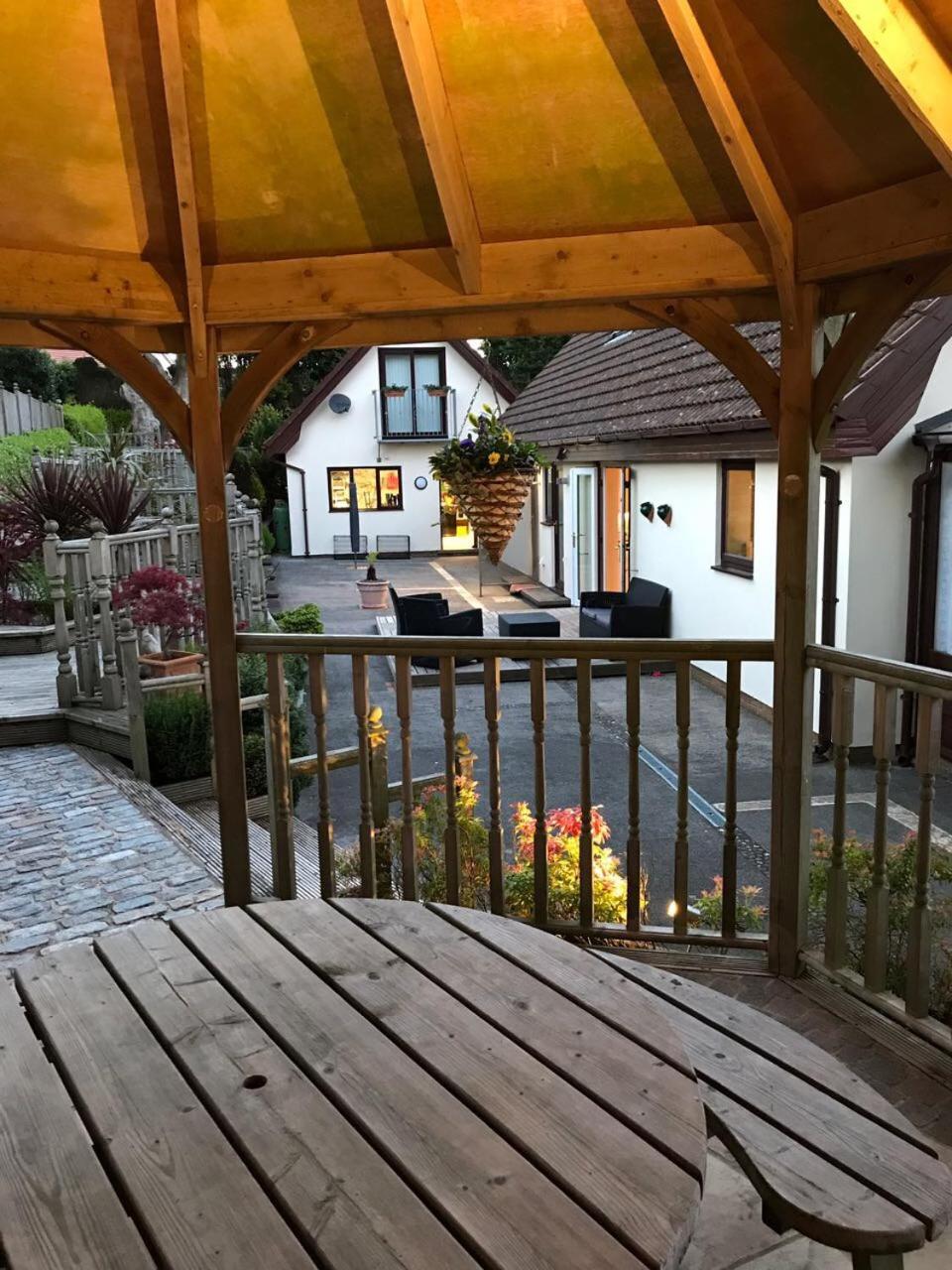 The Firs - Englefield Studio Bed and Breakfast Douglas Esterno foto