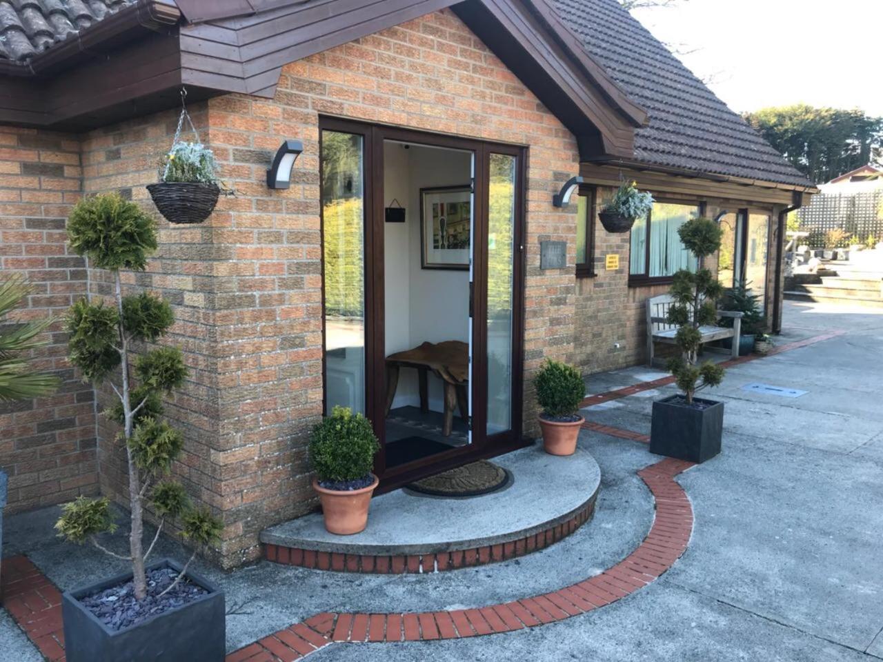 The Firs - Englefield Studio Bed and Breakfast Douglas Esterno foto